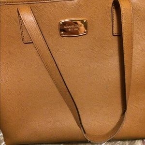 Michael kors tan leather handbag